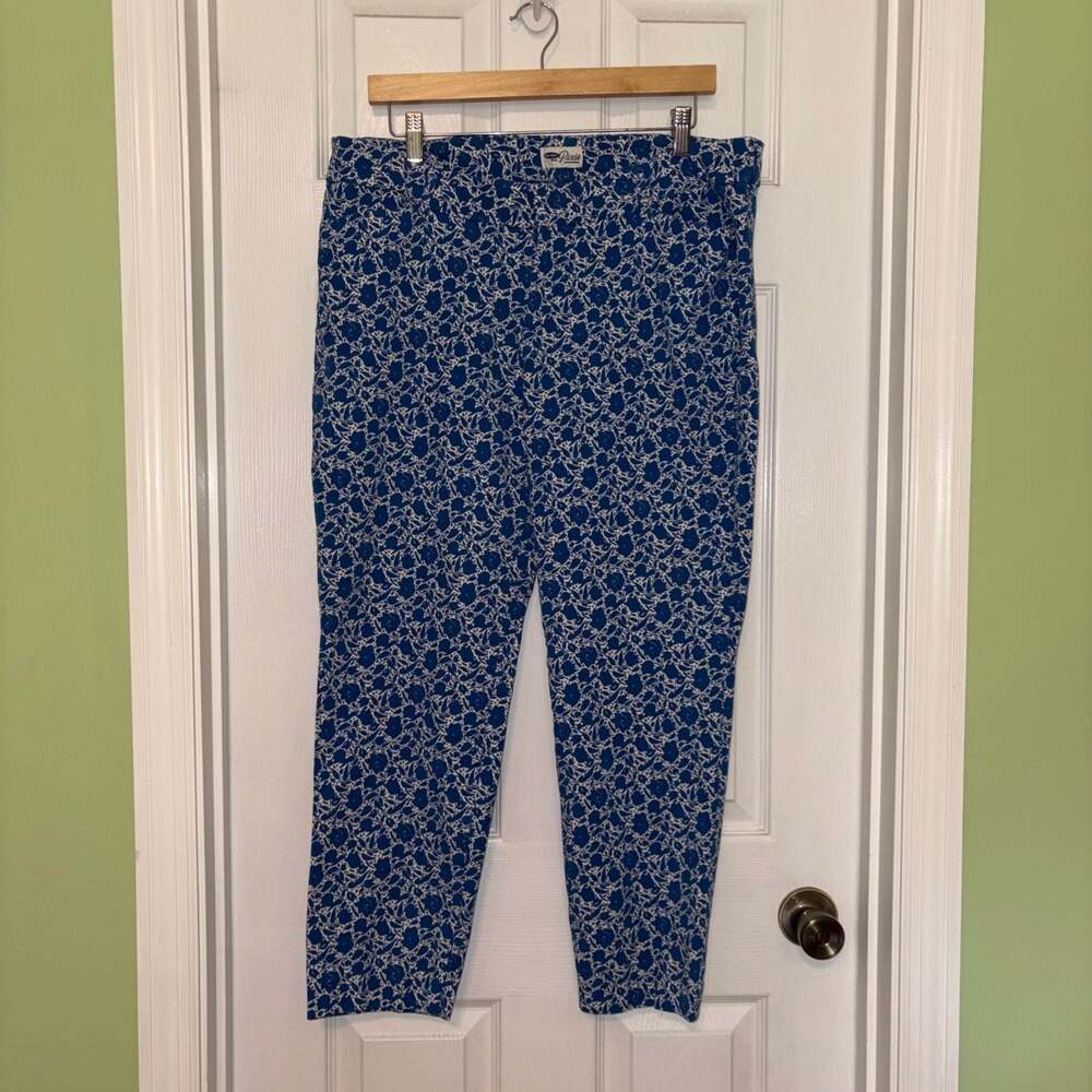 Old Navy Pixie Pants Size 16 Regular Blue Floral Print